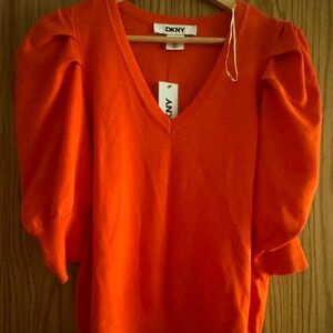 DKNY short sleeves sweater